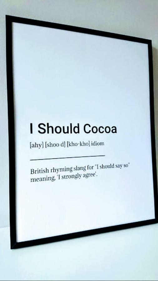 I Should Cocoa Apartment *